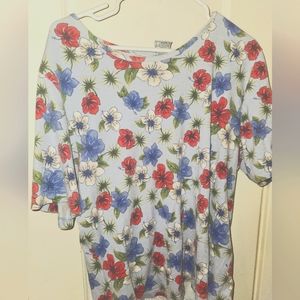 *18/20w Short Sleeved White Stag Printed Top